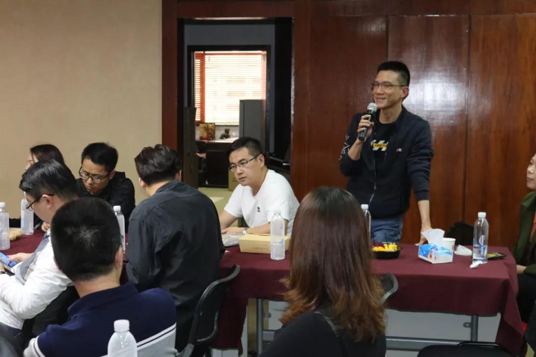 沙龍來(lái)賓自我介紹 沙龍來(lái)賓自我介紹