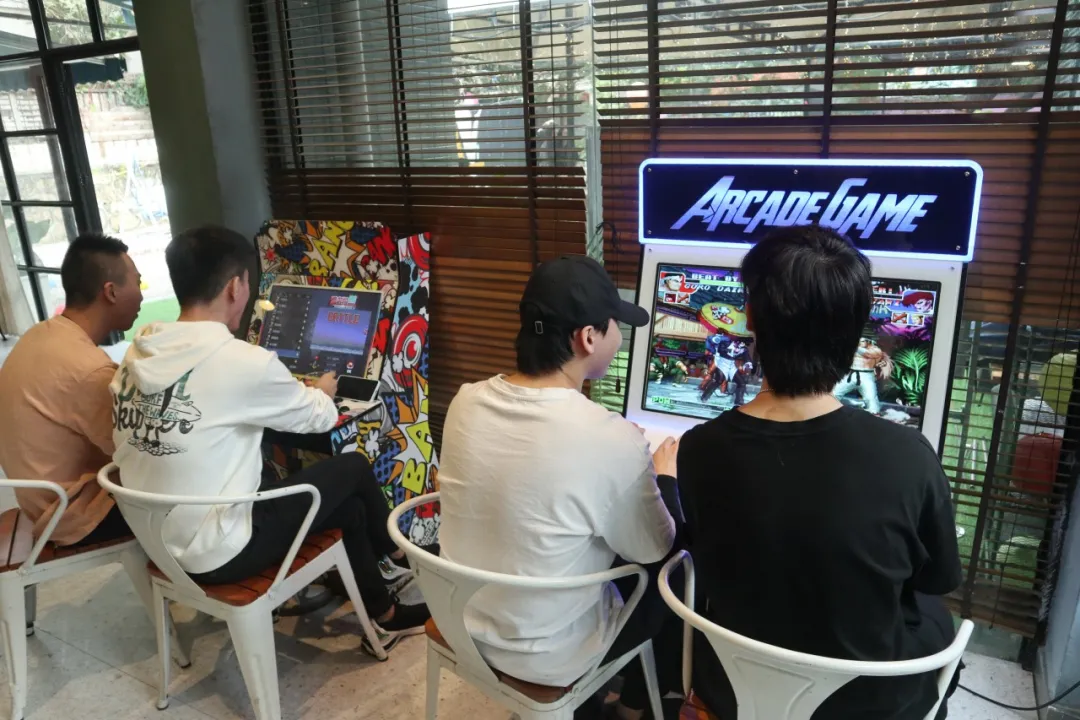 君林集團(tuán)團(tuán)建活動(dòng)~“H.ai 你在心口難開(kāi)”別墅轟趴