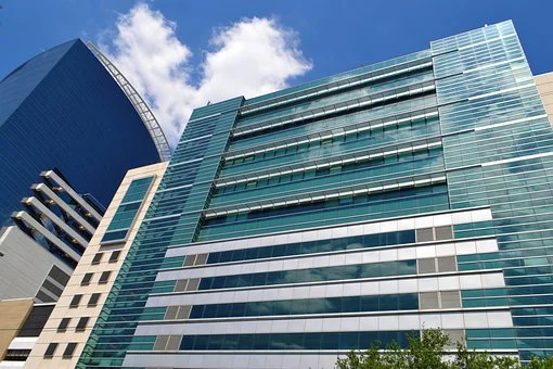 公司注冊三個月后可以變更公司名稱嗎？