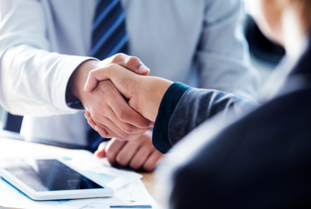 香港公司賬戶被凍結(jié)，賬戶里的錢怎么取出來(lái)呢