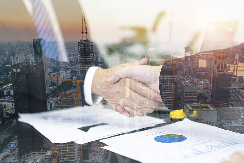 千庫(kù)網(wǎng)_商務(wù)成功人士合作攝影圖_攝影圖編號(hào)230689